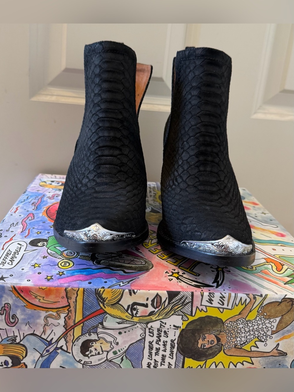 NWB Jeffrey Campbell Cromwell Snake Print Embossed Leather, Black/Silver, Size 8 - Picture 3 of 11